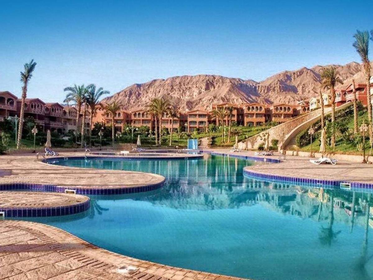 Porto Sokhna Pyramids Apartments Powered By Amer-Group Family Only Ain Sukhna Exterior foto